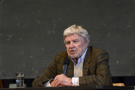 Diskussionsrunde 'Gemeinsam gegen rechte Gewalt' mit Hardy Krüger in Hanover