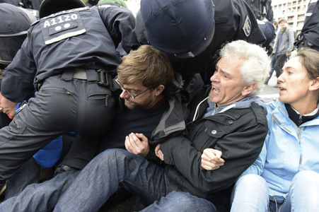 AfD Gegendemo in Berlin