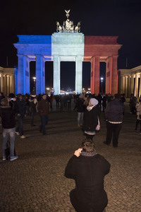 Berlin in Trauer um Opfer der Terroranschläge in Paris