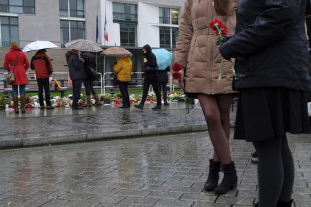Berlin in Trauer um Opfer der Terroranschläge in Paris