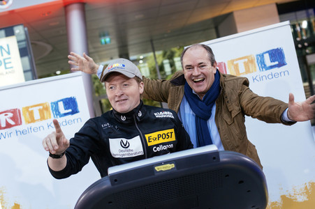 Fototermin zur '24 h Laufband-Challenge' in Köln