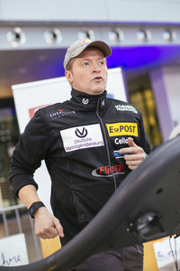 Fototermin zur '24 h Laufband-Challenge' in Köln
