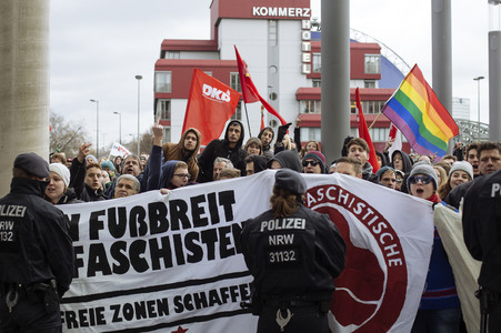 Pro NRW Gegendemo in Köln