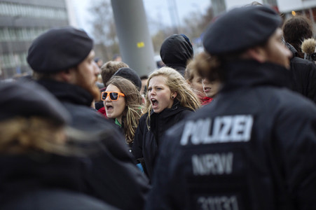 Pro NRW Gegendemo in Köln