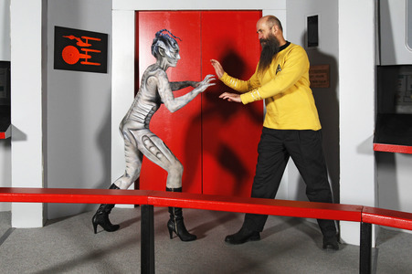 WORKING ART: Raumschiff-Captain / Starship Captain Bodypainting