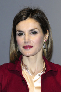 Königin Letizia eröffnet die Jean-Auguste-Dominique Ingres Ausstellung in Madrid