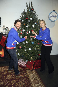 Video-Präsentation 'The #12Stinks Of Christmas' in New York