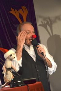 Lesung der Weihnachtsgeschichte 'Stürmische Weihnacht' in München