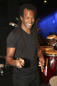 Luis Ribeiro, Percussion