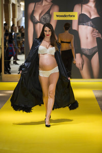 Wonderbra Fashion Show in Madrid