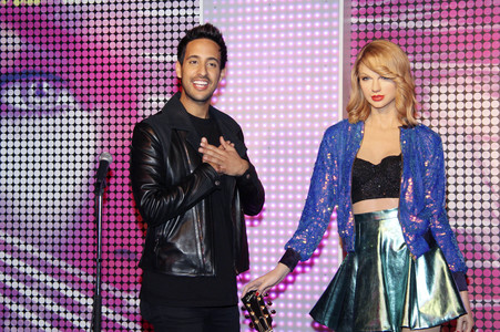 Wachsfigurenthüllung von Taylor Swift in Berlin