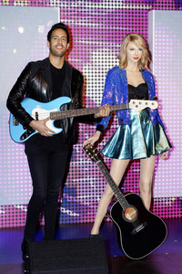 Wachsfigurenthüllung von Taylor Swift in Berlin