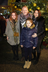 Premiere vom 12. Roncalli Weihnachtscircus in Berlin