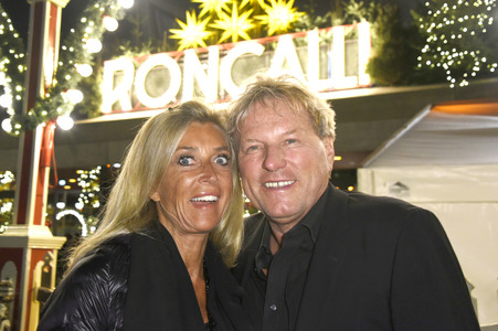 Premiere vom 12. Roncalli Weihnachtscircus in Berlin