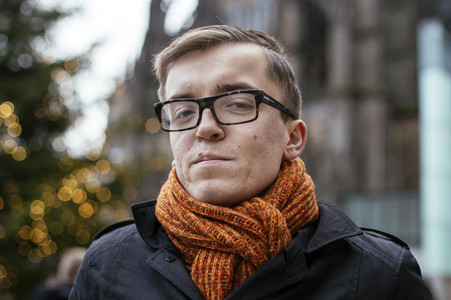 Pro-NRW Kundgebung und linke Gegendemo in Köln
