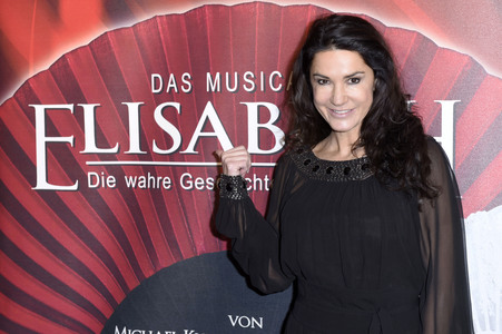Premiere 'Elisabeth - Das Musical' in Berlin