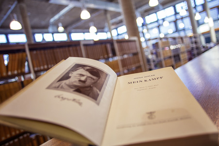 Adolf Hitler Buch 'Mein Kampf'