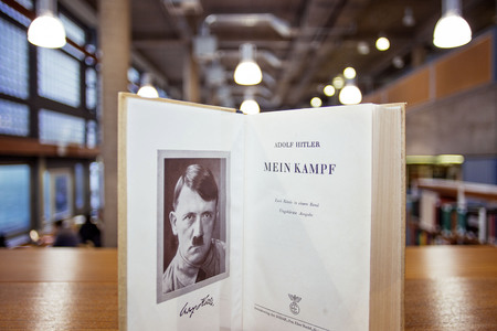 Adolf Hitler Buch 'Mein Kampf'