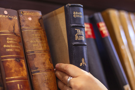 Adolf Hitler Buch 'Mein Kampf'