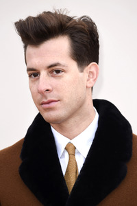 Burberry Menswear A/W 16 Fashion Show in London