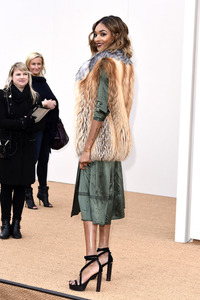 Burberry Menswear A/W 16 Fashion Show in London