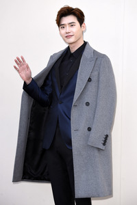 Burberry Menswear A/W 16 Fashion Show in London