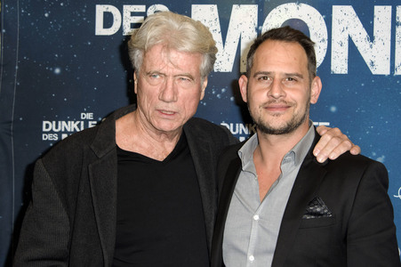 Filmpremiere 'Die dunkle Seite des Mondes' in Berlin
