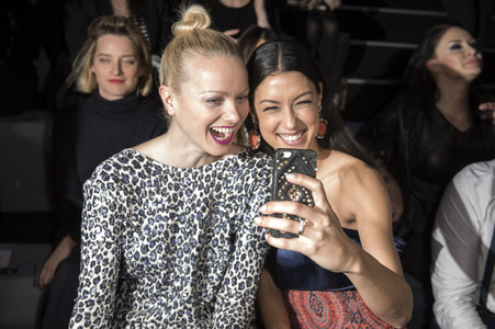 Maybelline New York Make-Up Runway Fashion Show auf der Mercedes-Benz Week Autumn/Winter 2016 in Berlin