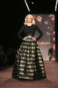 Lena Hoschek Fashion Show auf der Mercedes-Benz Week Autumn/Winter 2016 in Berlin