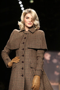 Lena Hoschek Fashion Show auf der Mercedes-Benz Week Autumn/Winter 2016 in Berlin