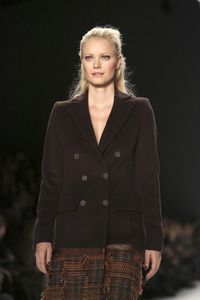 Riani Fashion Show auf der Mercedes-Benz Fashion Week Autumn/Winter 2016 in Berlin
