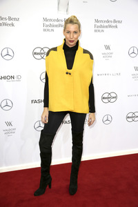Laurel Fashion Show auf der Mercedes-Benz Fashion Week Autumn/Winter 2016 in Berlin