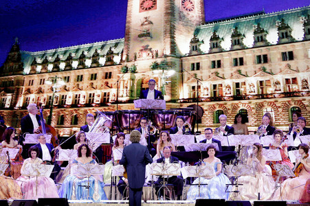 Konzert von André Rieu mit seimem Orchester in Hamburg