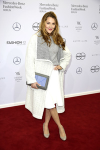 Rebekka Ruetz Fashion Show auf der Mercedes-Benz Fashion Week Autumn/Winter 2016 in Berlin