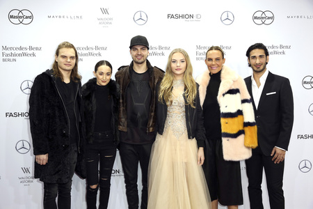 Baldessarini Fashion Show auf der Mercedes-Benz Fashion Week Autumn/Winter 2016 in Berlin
