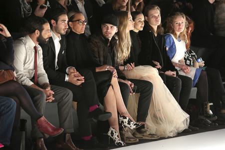 Baldessarini Fashion Show auf der Mercedes-Benz Fashion Week Autumn/Winter 2016 in Berlin