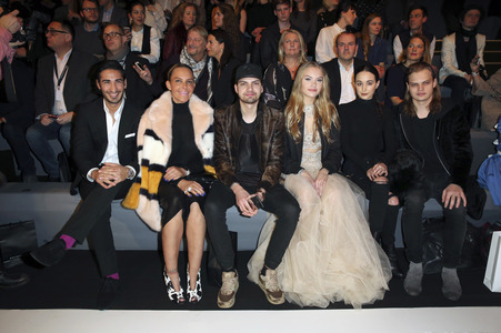 Baldessarini Fashion Show auf der Mercedes-Benz Fashion Week Autumn/Winter 2016 in Berlin