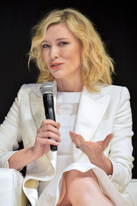Cate Blanchett beim SK-II Event in Tokio