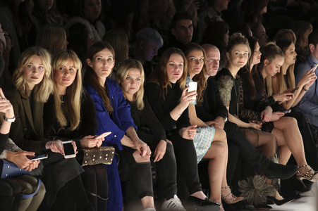 Ewa Herzog Fashion Show auf der Mercedes-Benz Fashion Week Autumn/Winter 2016 in Berlin