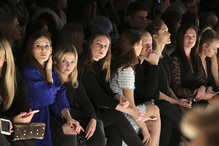 Ewa Herzog Fashion Show auf der Mercedes-Benz Fashion Week Autumn/Winter 2016 in Berlin