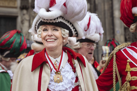 Henriette Reker und die Roten Funken in Köln