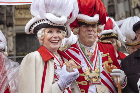 Henriette Reker und die Roten Funken in Köln