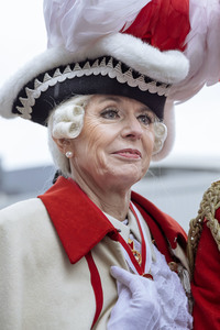 Henriette Reker und die Roten Funken in Köln