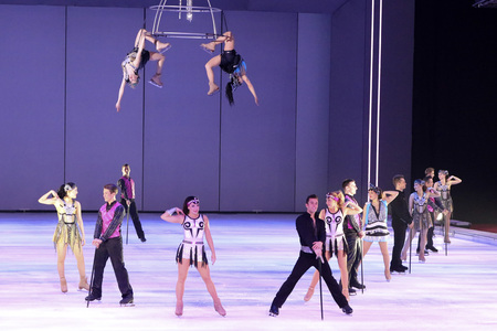 Premiere der Show 'Holiday on Ice - Passion' in Dresden