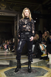 Felder Felder Fashion Show, London Fashion Week AW16