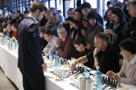 Schach-Schauturnier in Hamburg