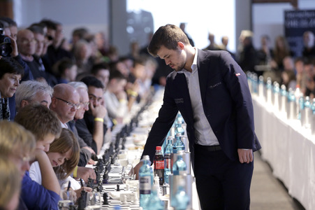 Schach-Schauturnier in Hamburg