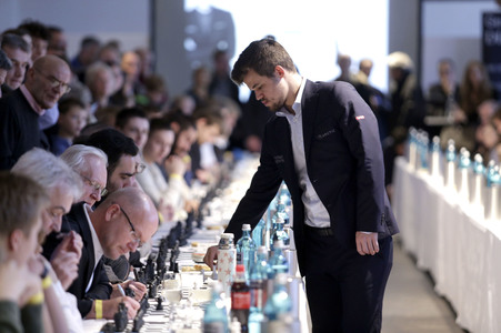 Schach-Schauturnier in Hamburg