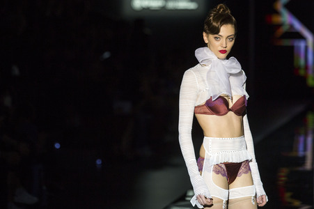Andres Sarda Fashion Show, Mercedes-Benz Fashion Week Madrid AW16