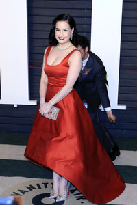 Vanity Fair Oscar Party 2016 in Beverly Hills